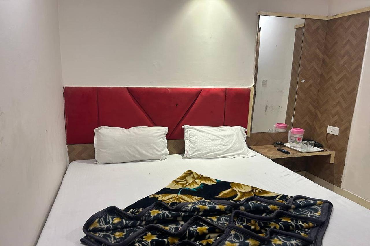 Shree Lodge Near New Delhi Railway Station, Paharganj 외부 사진